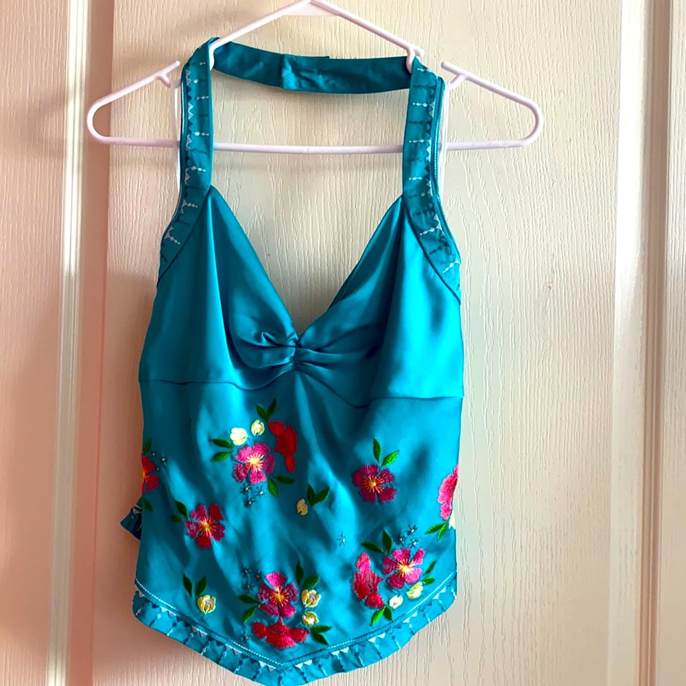 Bandolino Flower embroidered turquoise halter top